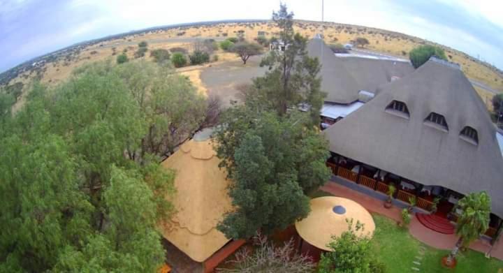 Kalahari Lodge Kimberley Extérieur photo